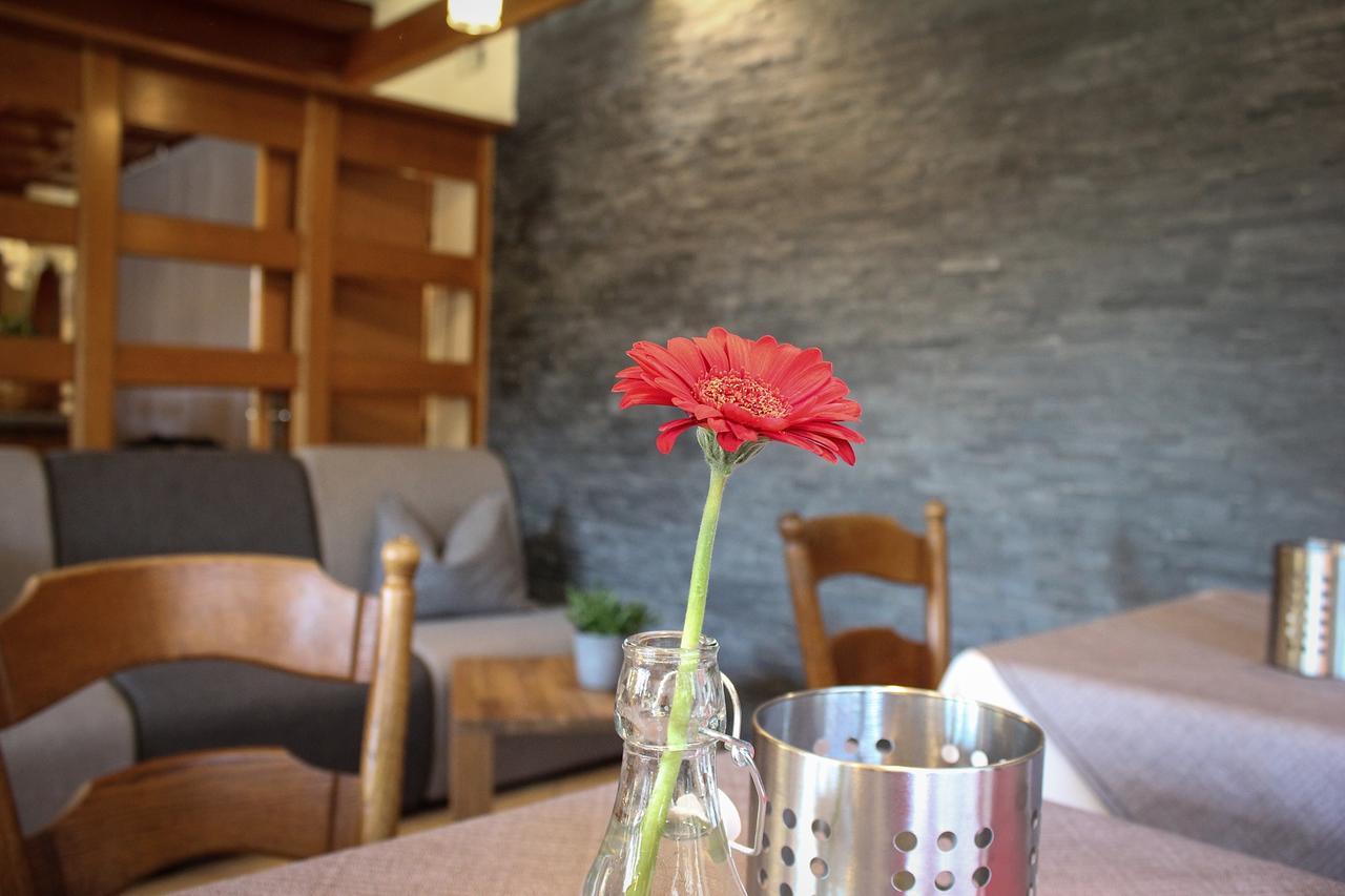 Hotel Rosenhof Garni Пегниц Экстерьер фото